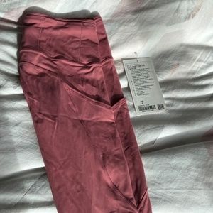 Lululemon NEW WITH TAGS Fast and Free High-Rise Tight 28”